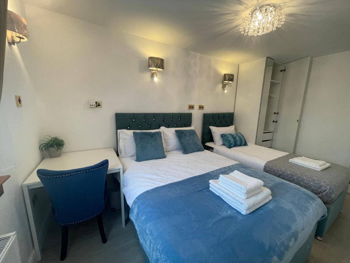Comfy 2 Familyroom Appartement